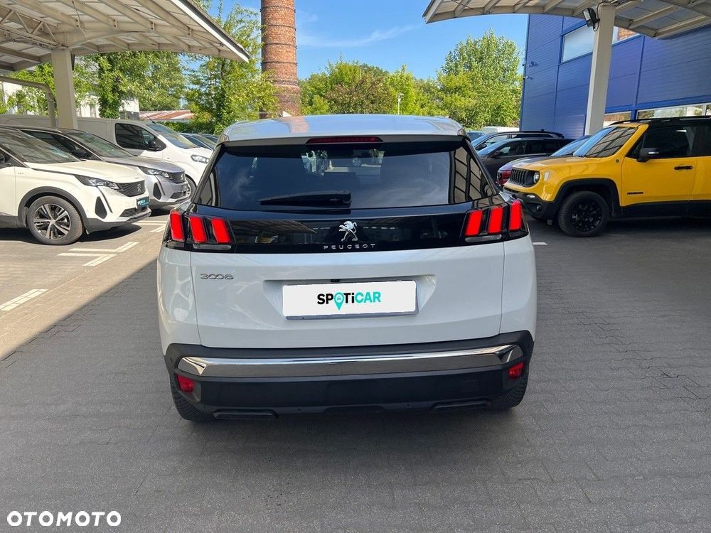Peugeot 3008 1.2 PureTech Allure Pack S&S EAT8 - 5