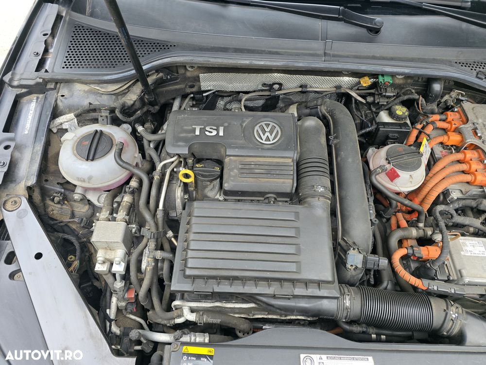 Volkswagen Passat - 27