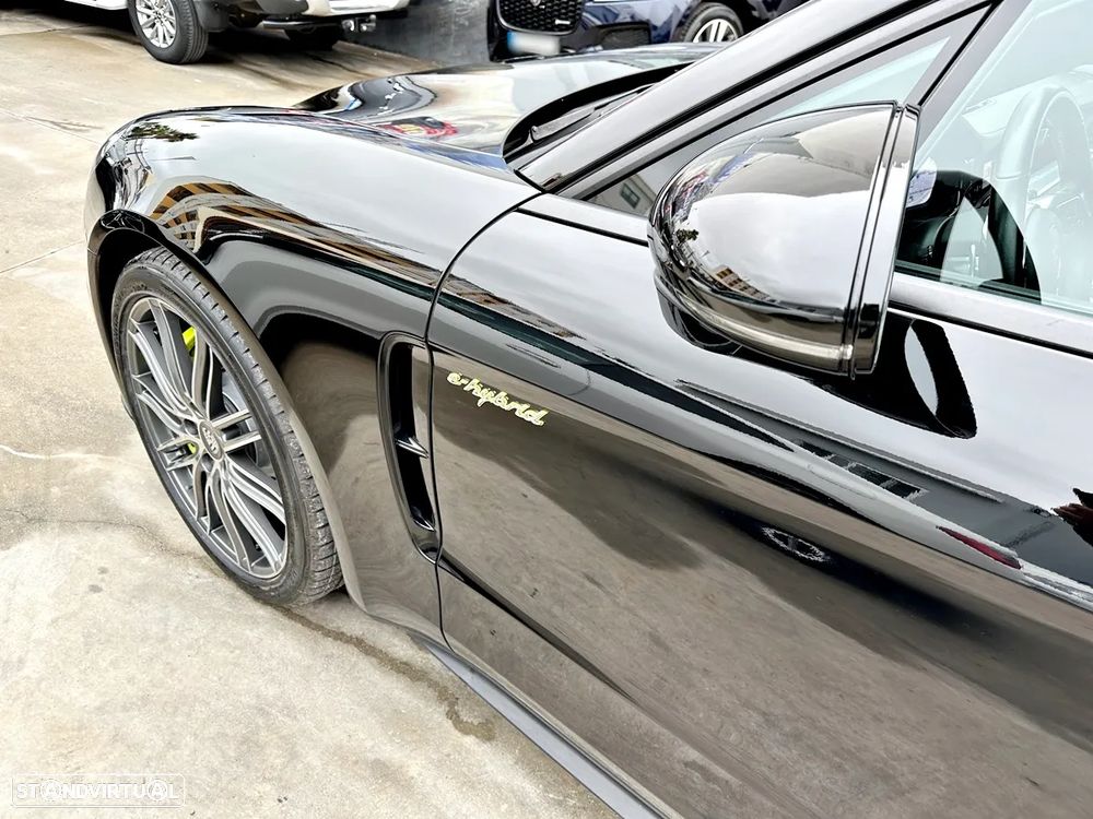 Porsche Panamera 4 E-Hybrid - 53