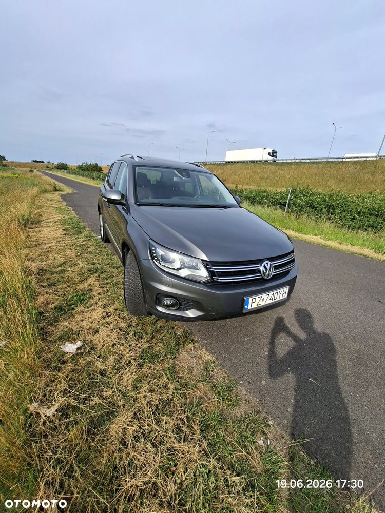 Volkswagen Tiguan 2.0 TDI DPF 4Motion BlueMotion Technology DSG Sport & Style - 14