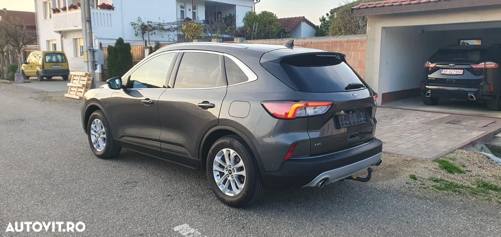 Ford Kuga - 5