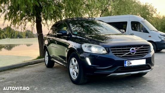 Volvo XC 60 D5AWD Momentum - 4