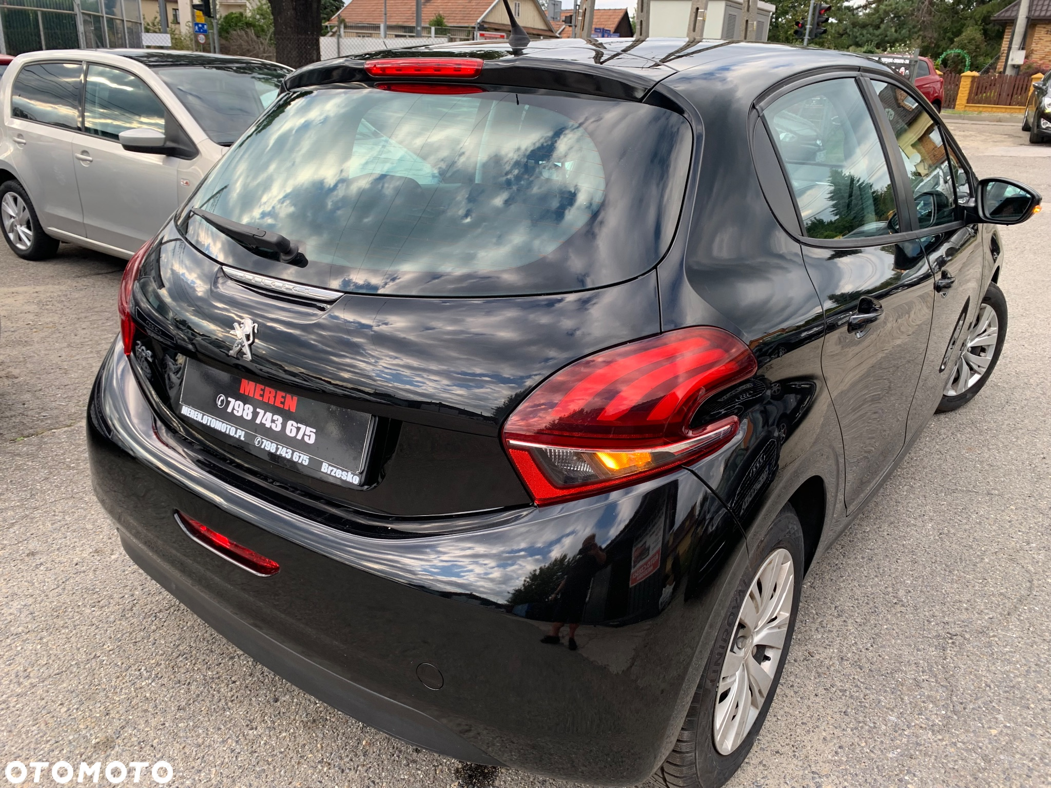 Peugeot 208 1.2 PureTech Allure - 13