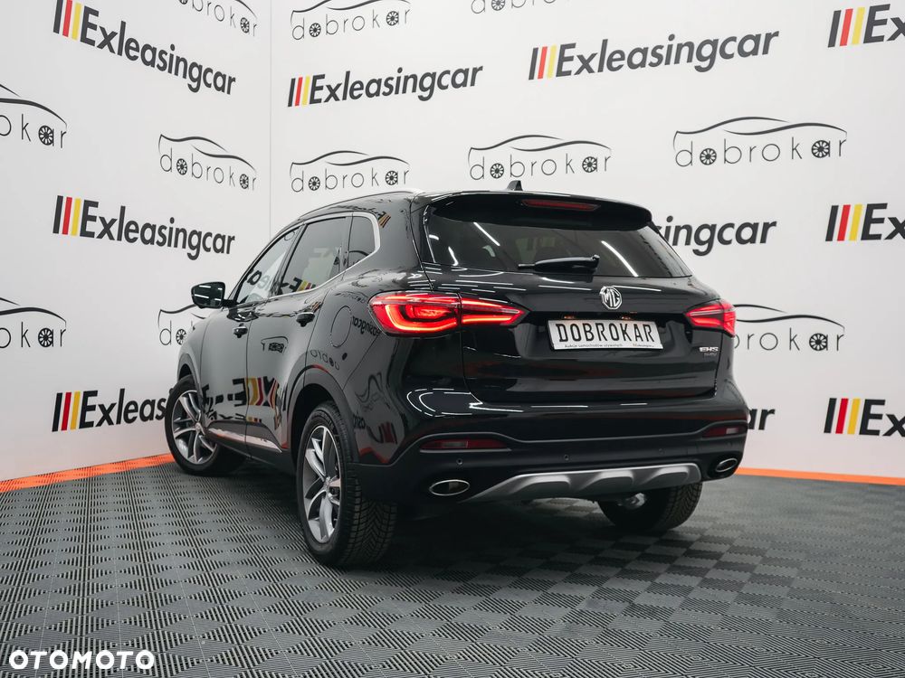 MG EHS Luxury - 10