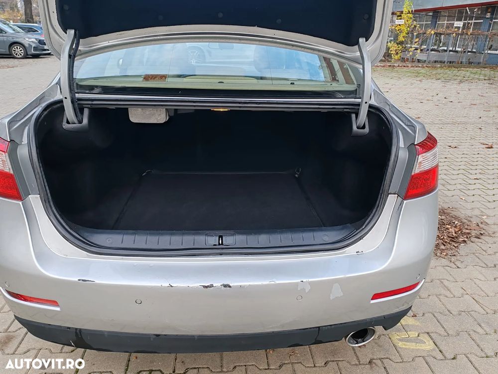 Renault Latitude - 7