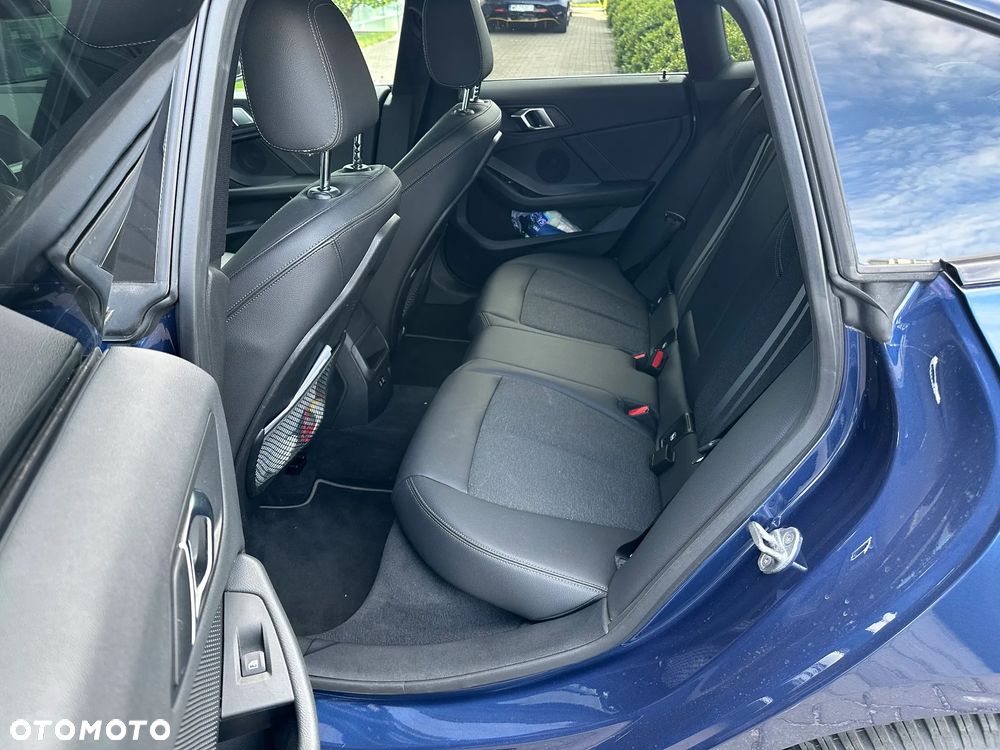 BMW Seria 2 218d GT Sport Line - 7