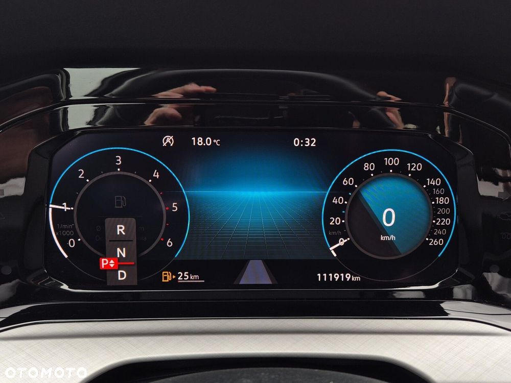 Volkswagen Golf - 17