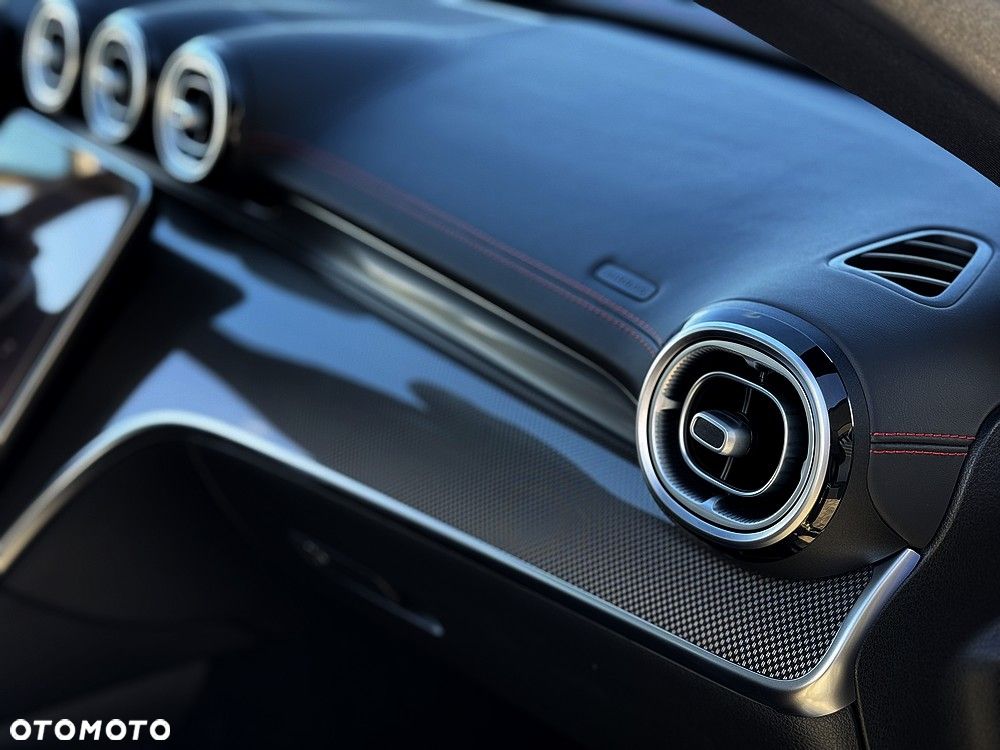 Mercedes-Benz Klasa C AMG 43 mHEV 4-Matic - 40