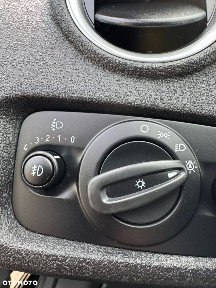 Ford Fiesta 1.0 EcoBoost Start-Stop Titanium - 23