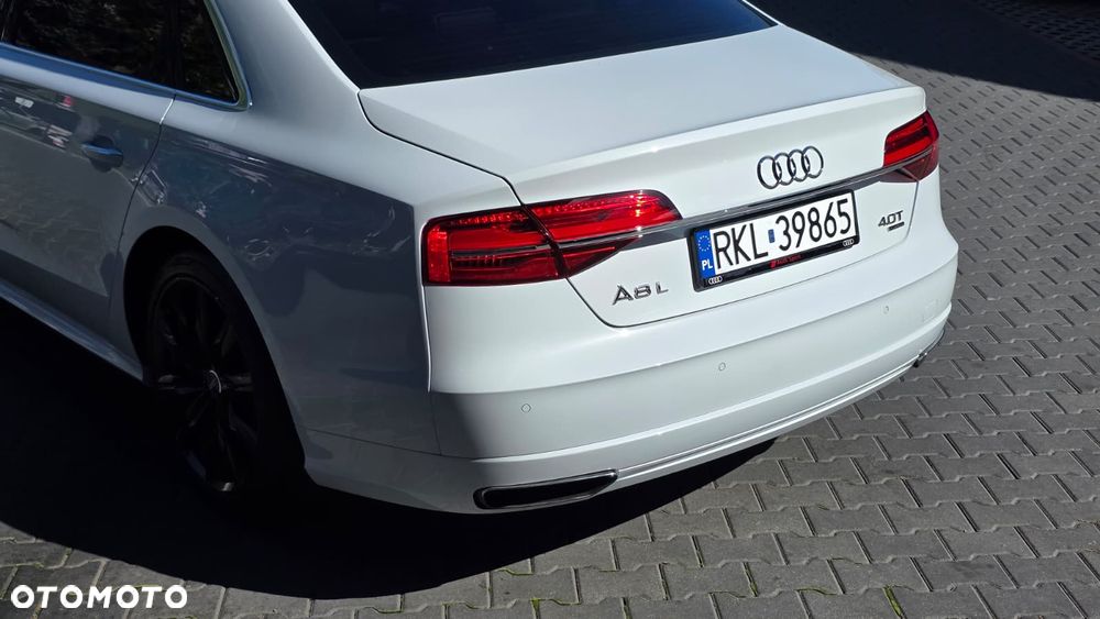 Audi A8 - 12