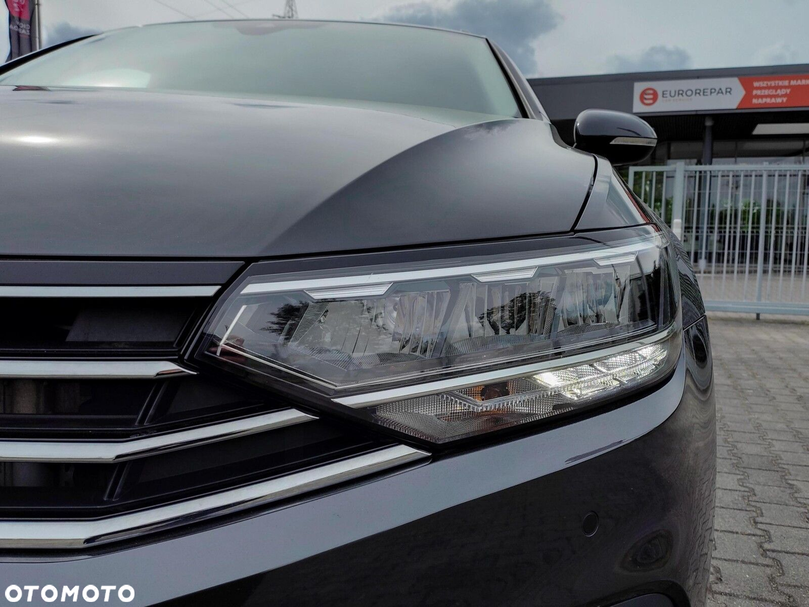 Volkswagen Passat 2.0 TDI Business DSG - 9