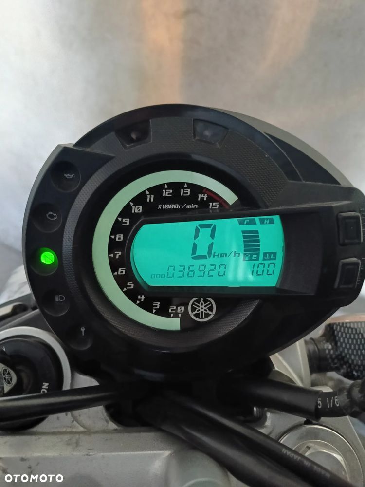 Yamaha FZ6 - 7