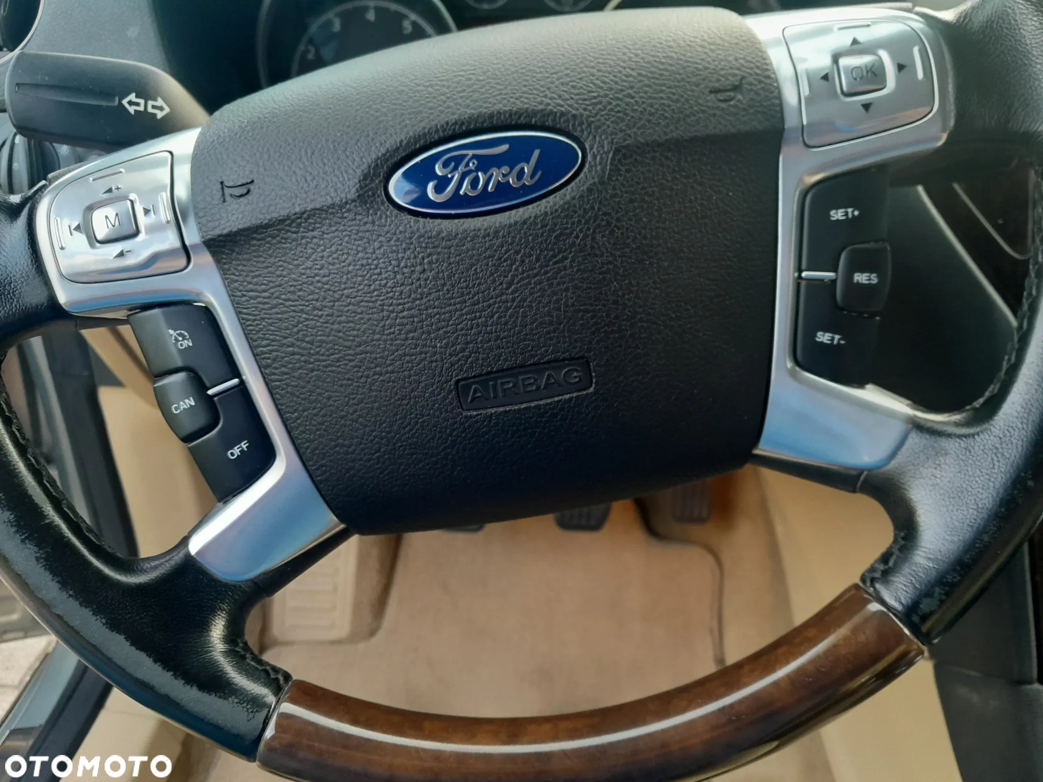 Ford Mondeo Turnier 2.0 Ghia X - 14