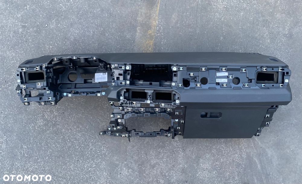 DACIA DUSTER 3 III BIGSTER ŁADNA ! ORYGINAŁ ! NIE NAPRAWIANA ! DESKA ROZDZIELCZA KOKPIT PÓŁKA KONSOLA oryginalna - 1