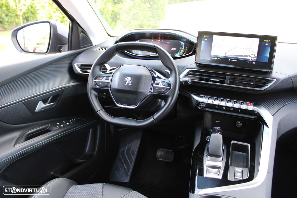 Peugeot 3008 1.6 Hybrid Allure Pack e-EAT8 - 25