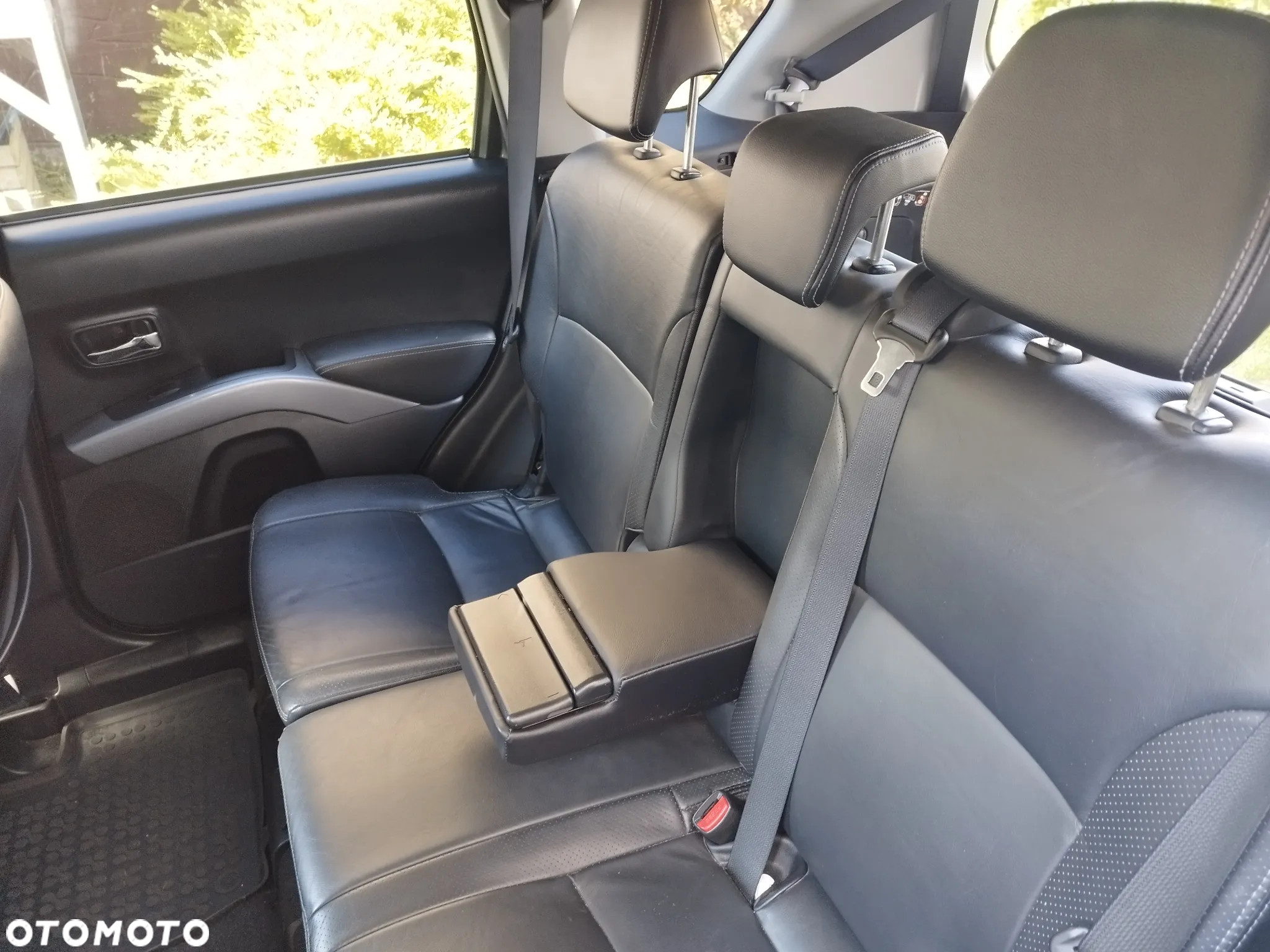 Citroën C-Crosser 2.2 HDi Exclusive - 24