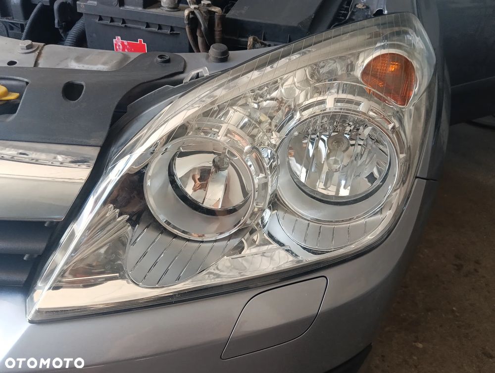 Opel Astra 1.6 Cosmo - 24