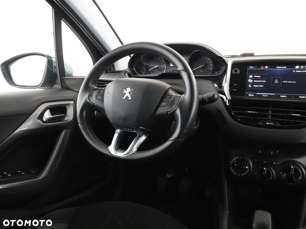 Peugeot 2008 PureTech 110 Style - 17