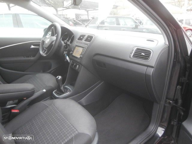 VW Polo 1.4 TDi Confortline Nav - 28