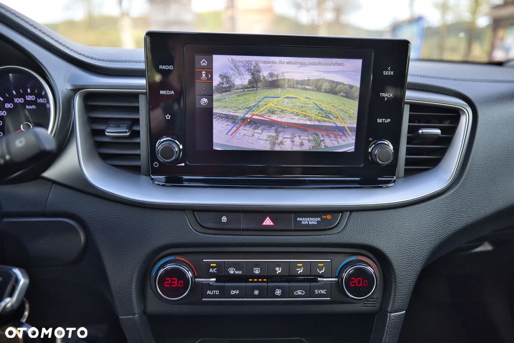 Kia Ceed 1.5 T-GDI M - 8