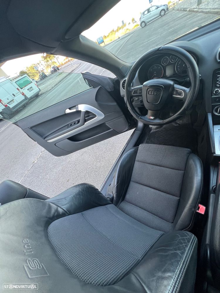 Audi A3 Cabrio 1.6 TDi S-line - 26