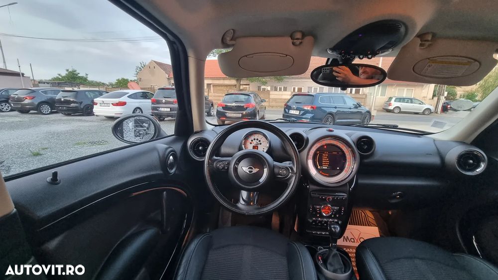 Mini Countryman Cooper D ALL4 AT - 15