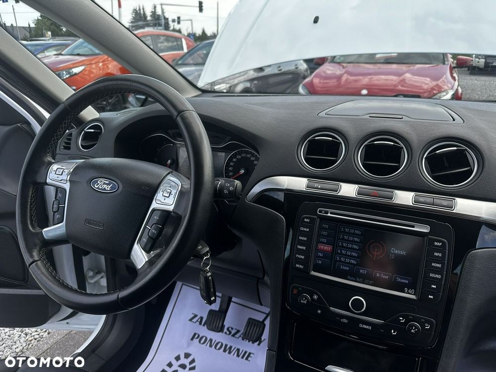 Ford S-Max - 9