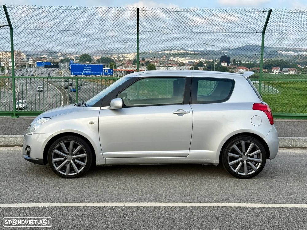 Suzuki Swift 1.6 VVT 16V Sport - 2