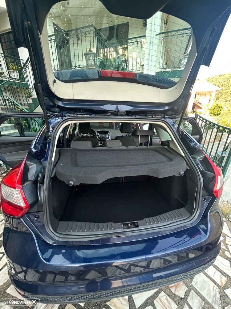 Ford Focus - 28