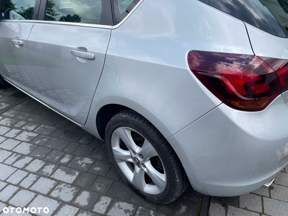 Opel Astra - 6