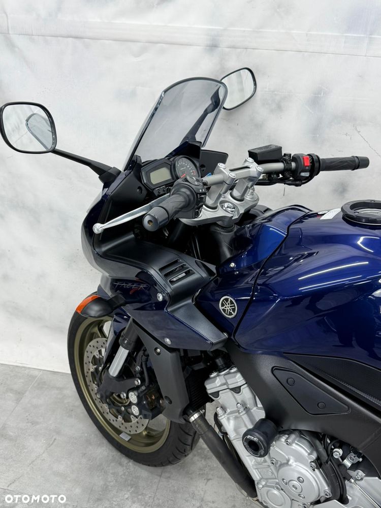 Yamaha FZ - 4