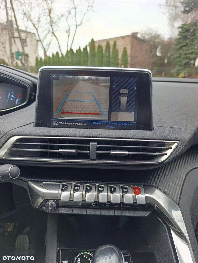 Peugeot 3008 1.2 PureTech GPF Active S&S - 13