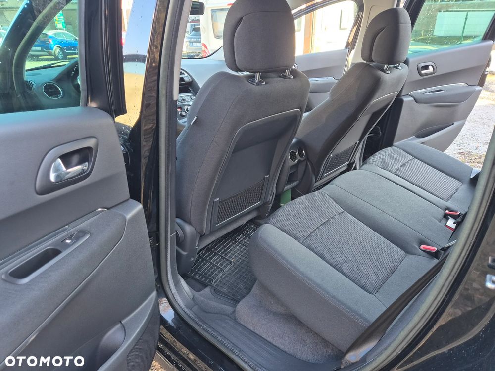 Peugeot 3008 1.6 Allure - 21