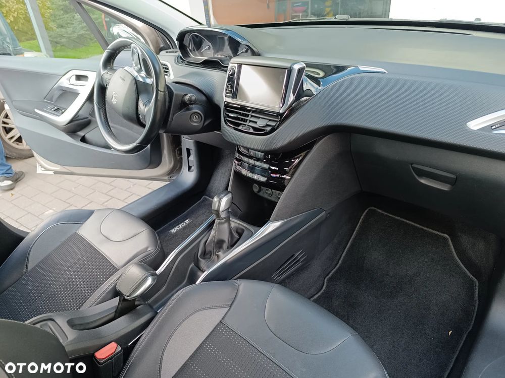 Peugeot 2008 1.6 VTi Allure - 6