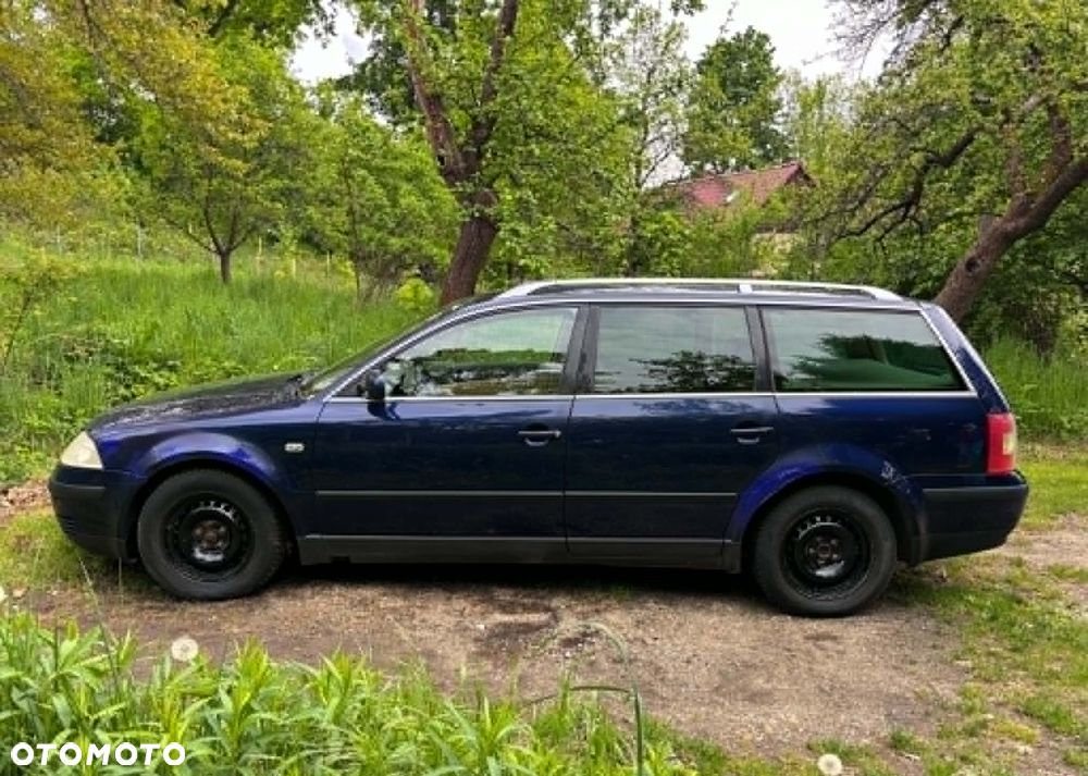 Volkswagen Passat 1.9 TDI Comfortline - 1