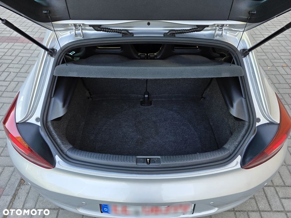 Volkswagen Scirocco 2.0 TDI DSG Life - 27