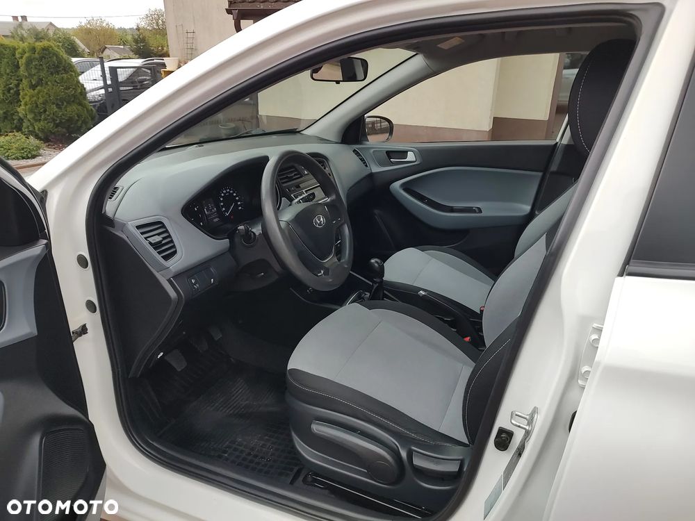 Hyundai i20 1.2 Classic Plus - 7