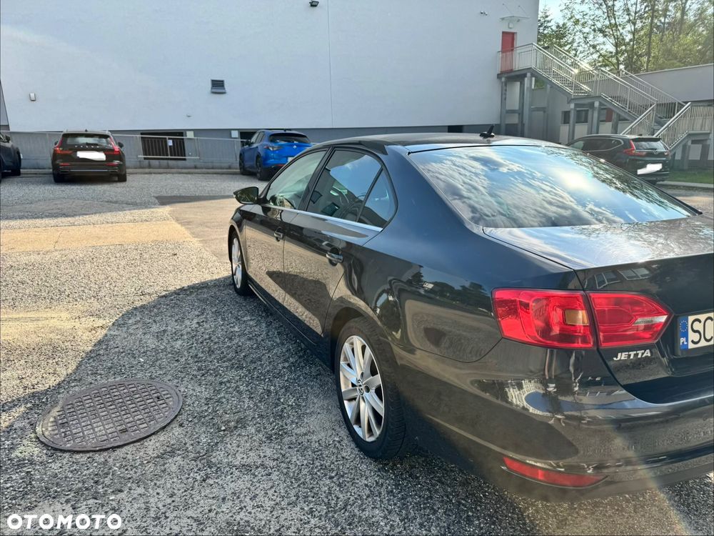 Volkswagen Jetta 1.4 TSI Comfortline - 4