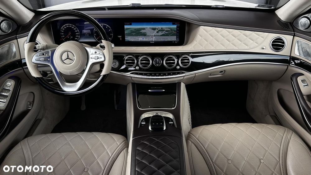 Mercedes-Benz Klasa S 560 4-Matic L 9G-TRONIC - 22