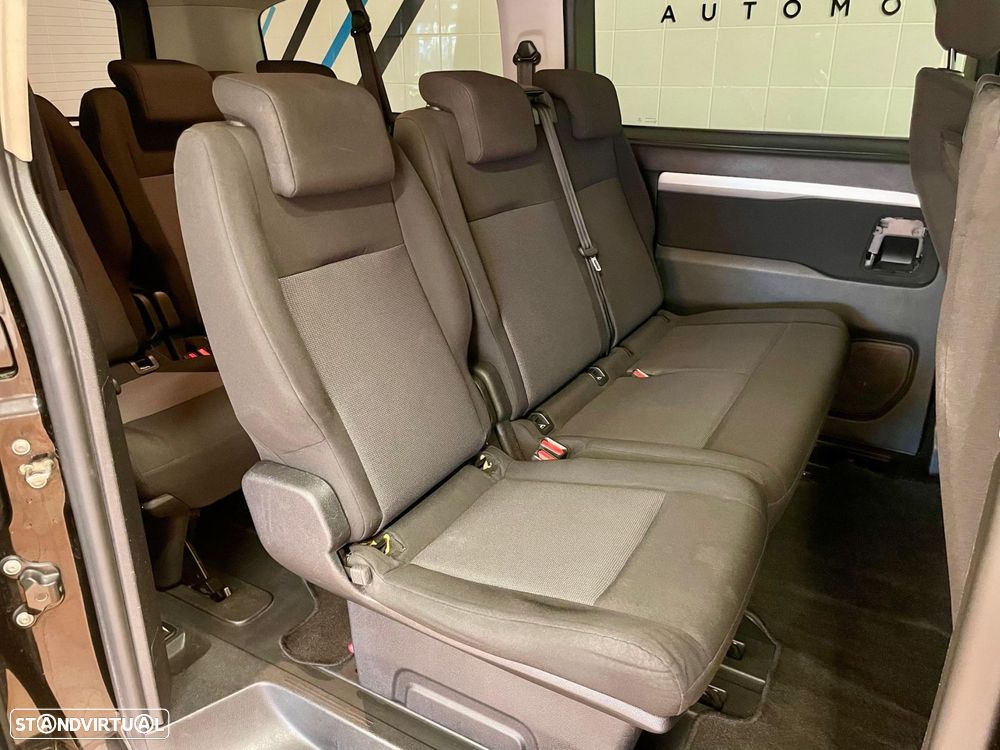 Toyota Proace Verso 1.5 D-4D L2 1.2T Comfort 9L - 38