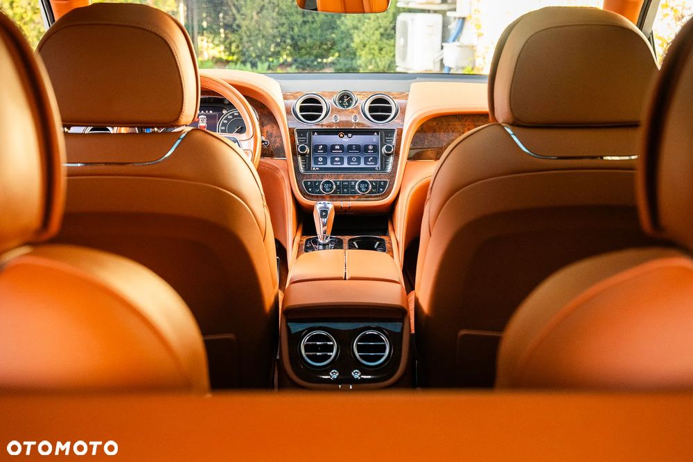 Bentley Bentayga W12 - 16