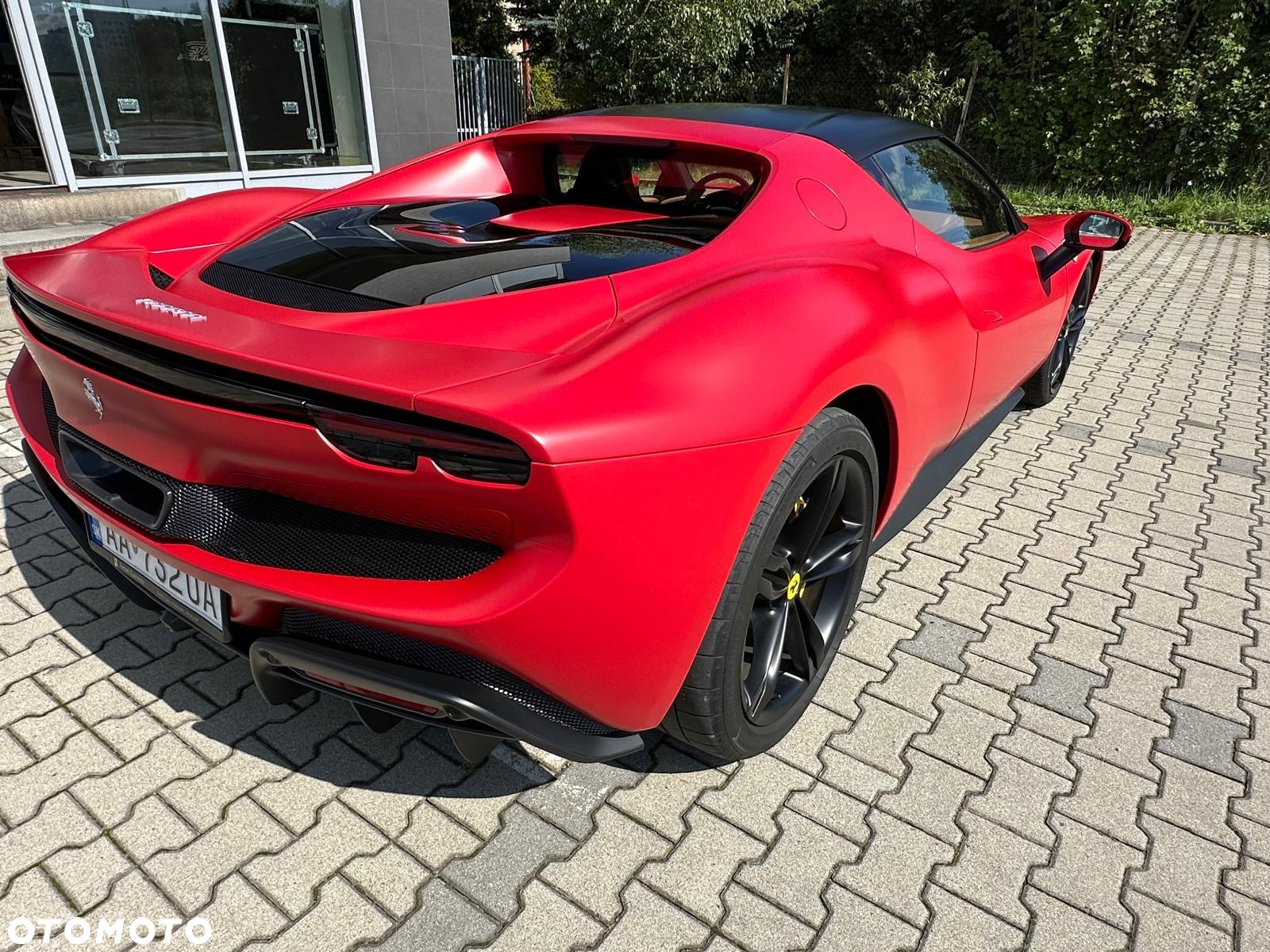 Ferrari 296 GTB - 12