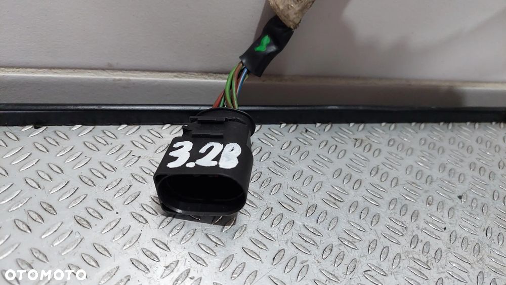 WIĄZKA WTRYSKÓW AUDI A6 C6 3,2 V6 FSI R2005 NR 06E971627B - 2