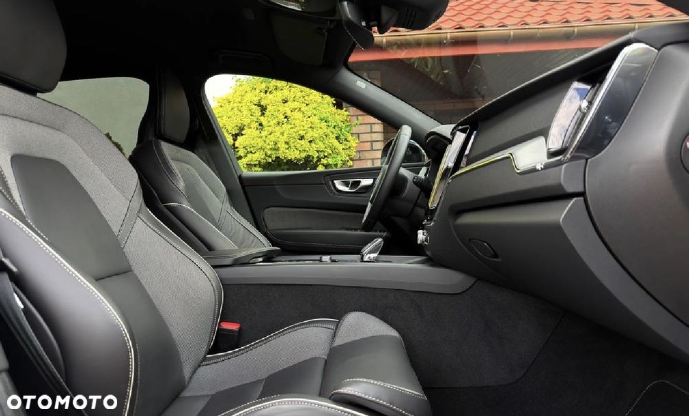 Volvo XC 60 B4 D Geartronic RDesign - 8
