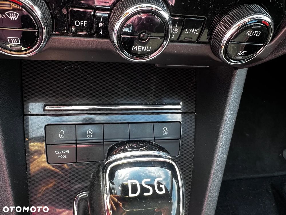 Skoda Octavia 2.0 TDI DSG RS - 14