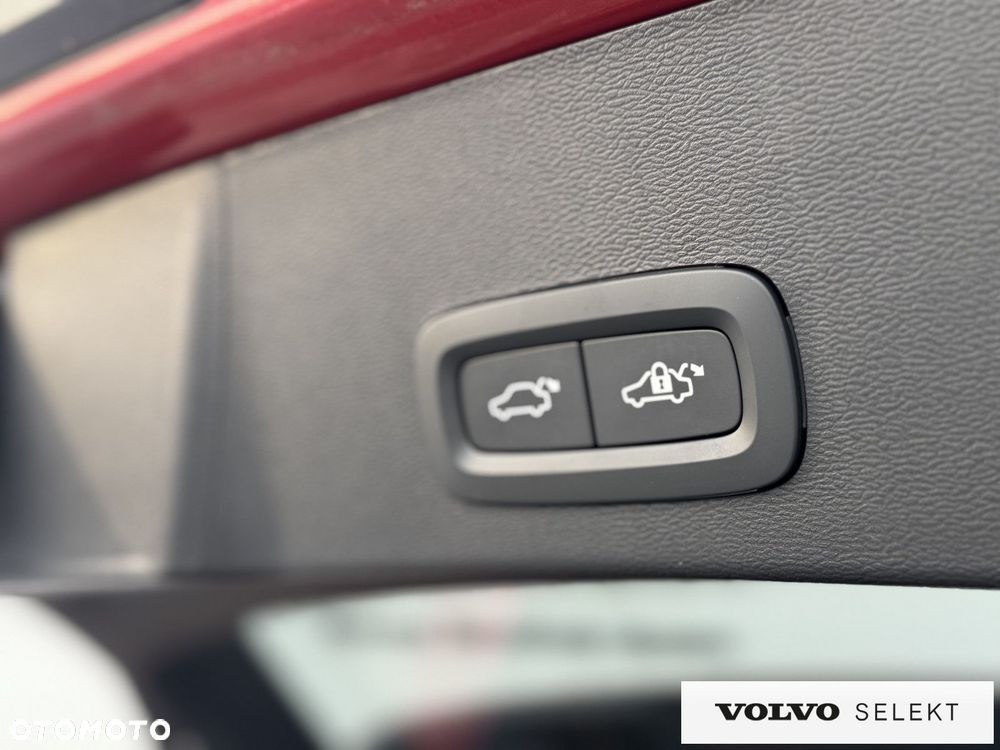 Volvo XC 40 - 31