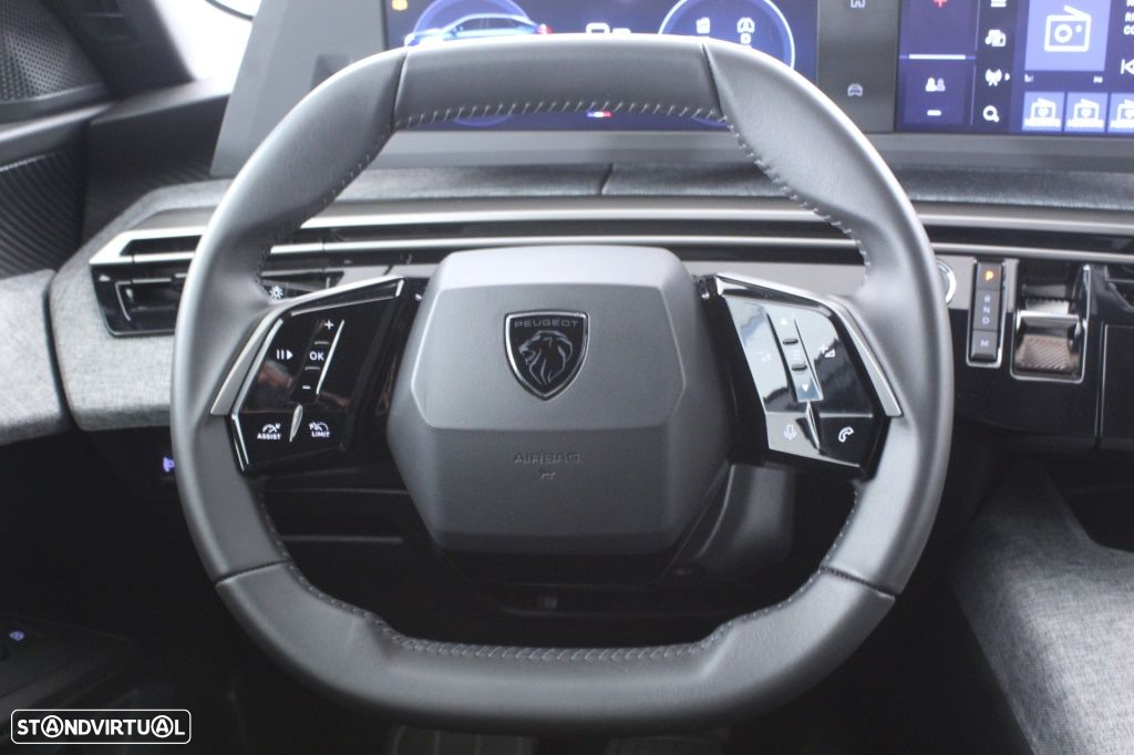 Peugeot 3008 1.2 Hybrid Allure e-DCS6 - 19