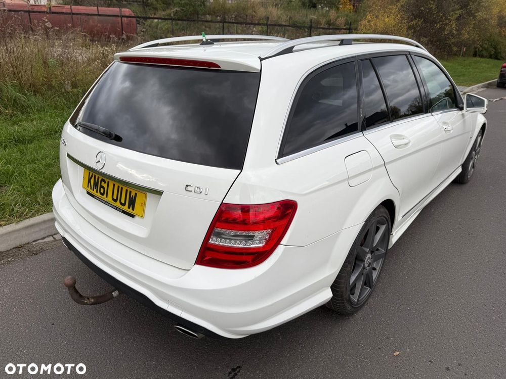 Mercedes-Benz Klasa C 350 T CDI DPF (BlueEFFICIENCY) 7G-TRONIC Avantgarde - 7