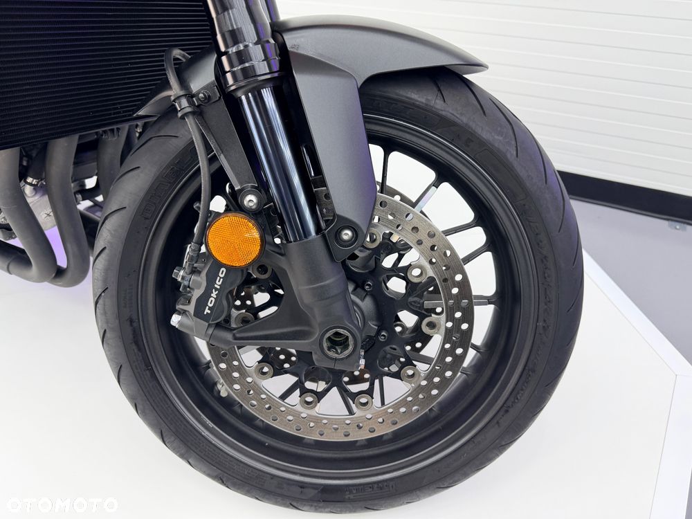 Honda CB - 22