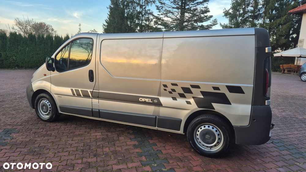 Opel Vivaro - 6
